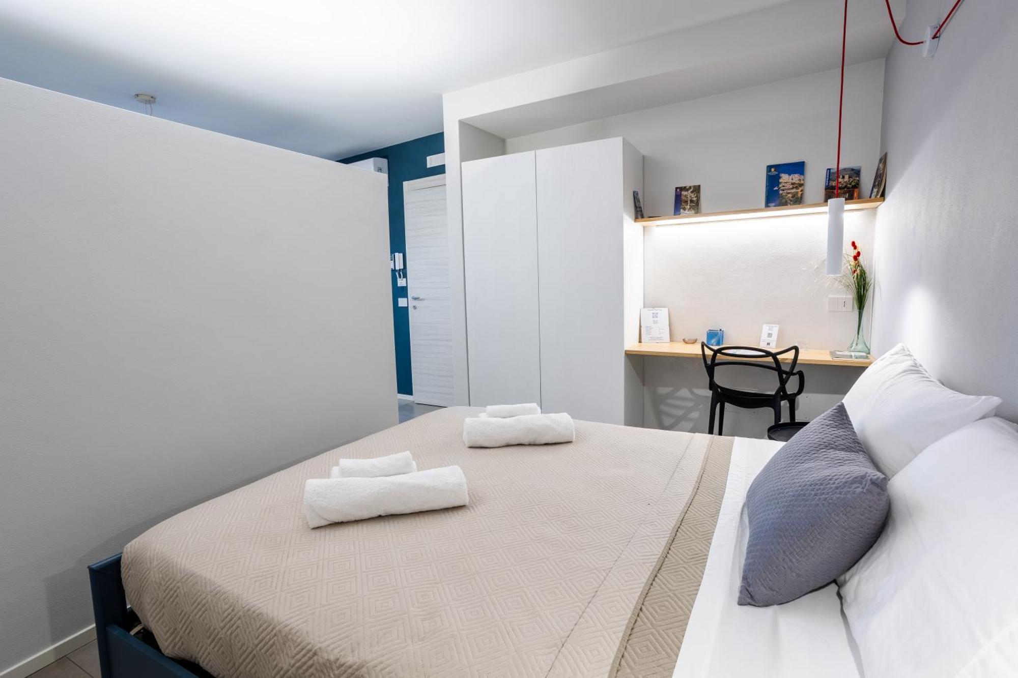 Porta San Paolo House Apart otel Castelbuono  Dış mekan fotoğraf